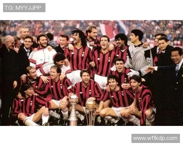 深入探索足球明星的成长历程与成就，了解他们的职业生涯与个人魅力