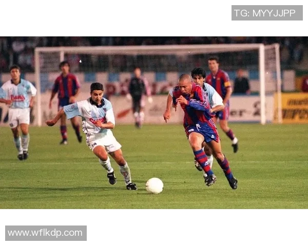 怀念已故足球明星们的辉煌岁月与传奇人生回顾