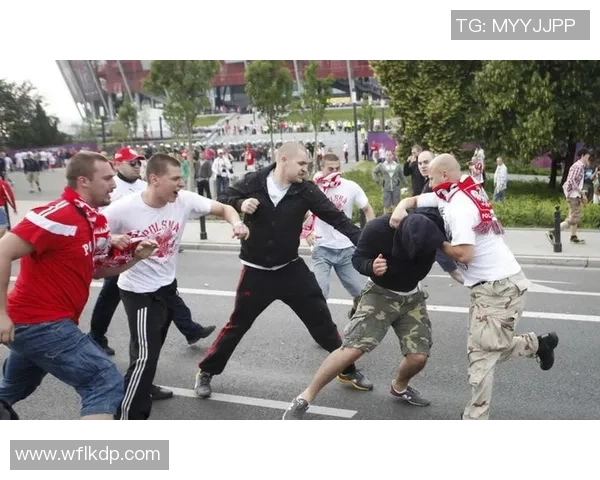 足球明星与黑帮的关系揭秘背后的故事与真相分析